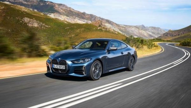 Nuova BMW Seire 4 Coupé: gli scatti