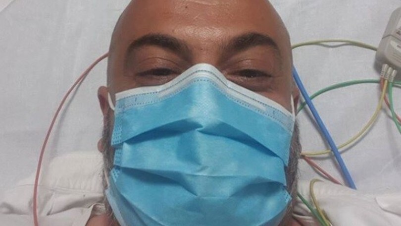 Roma, Gianluigi Paragone vittima di un incidente in scooter
