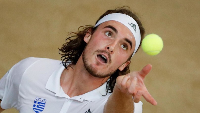 Tsitsipas, Kuerten risponde di no all'offerta di allenarlo