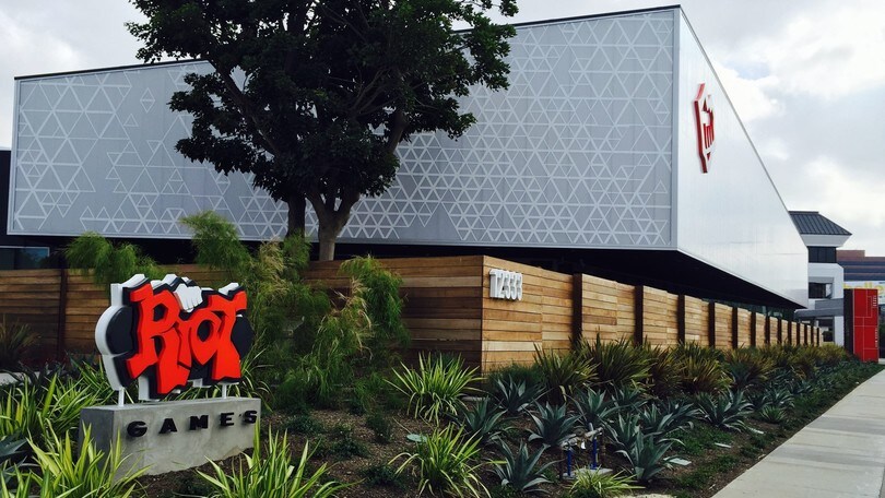Dimesso il dirigente di Riot autore di un post controverso su George Floyd