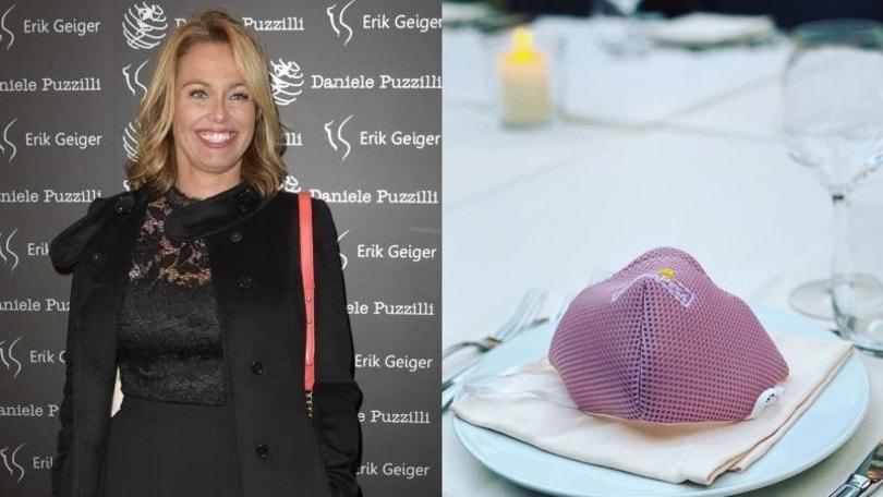 Lady Bonolis nel mirino: una foto non piace ai social