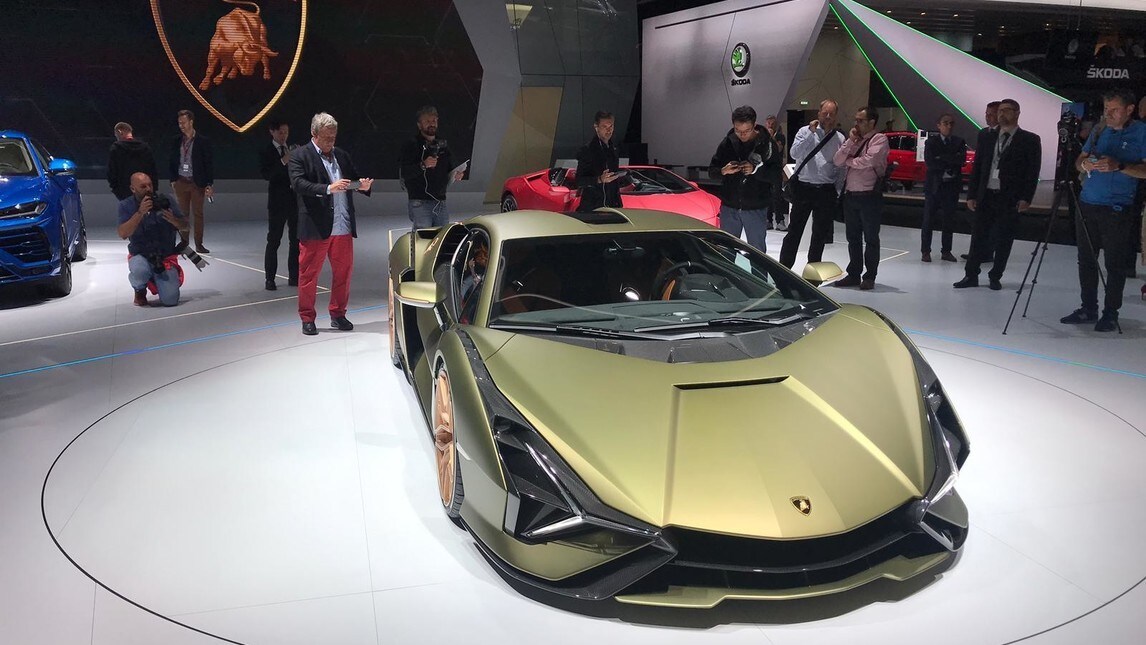 Lamborghini rinuncia ai saloni dell'auto