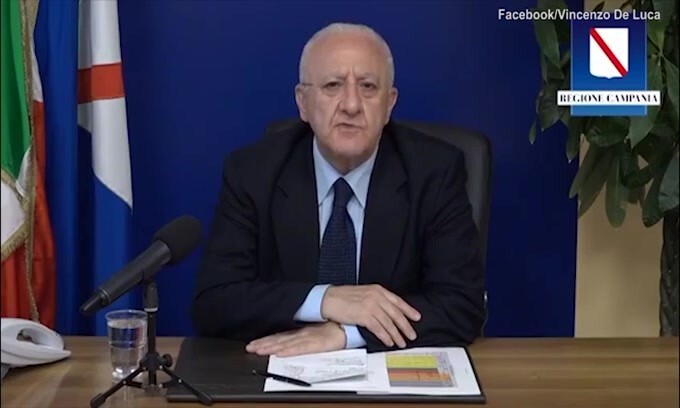 De Luca a Salvini: "Sei somaro 3 volte"