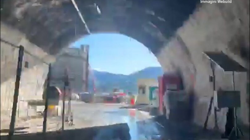 Genova, prima auto sul nuovo ponte