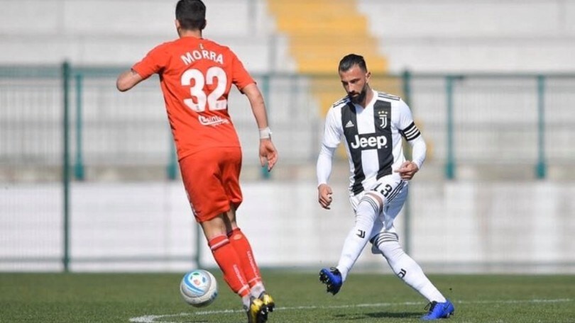 QUI POZZOMAINA - L'ex Alcibiade alza la Coppa Italia da capitano con la Juventus Under 23
