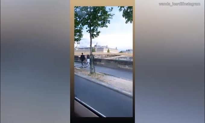 Wanda Nara innamorata di Parigi: "Vivere qui è un sogno"
