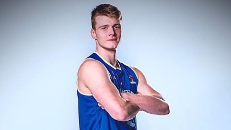 Basket, Dinamo Sassari: ufficiale l'arrivo di Treier