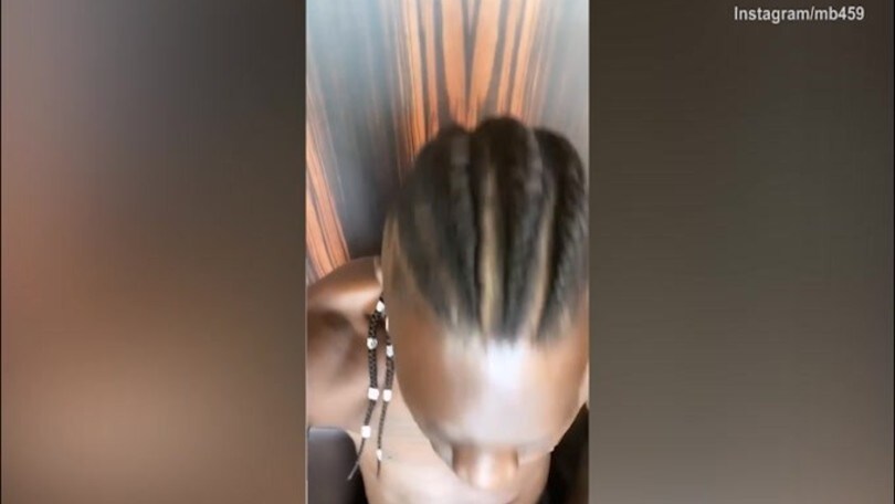 Brescia, Balotelli sfoggia un nuovo look