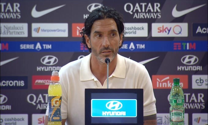 Rabbia Lucarelli: "Non vogliamo passare per scemi"