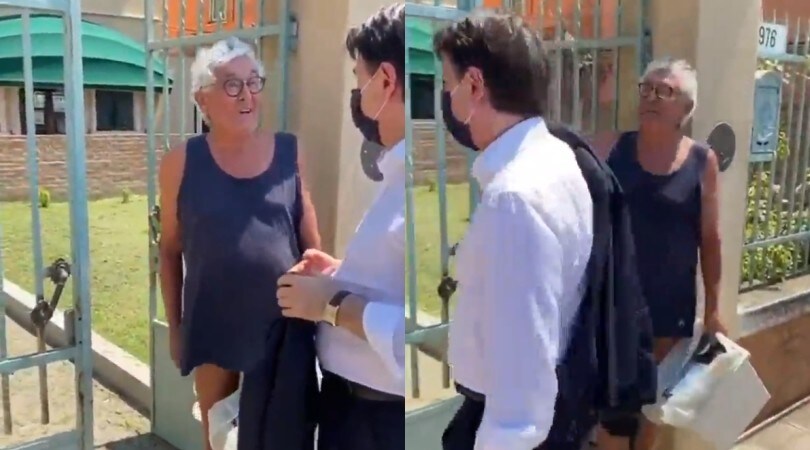 Esce in mutande per strada e si trova davanti Giuseppe Conte