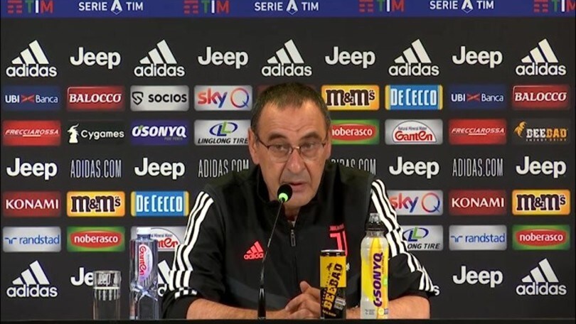 Sarri: "Chiellini e Alex Sandro? Sono situazioni diverse"