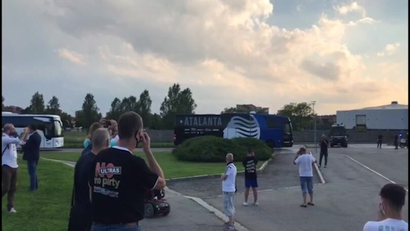 Juve-Atalanta, l'arrivo in pullman dei bergamaschi
