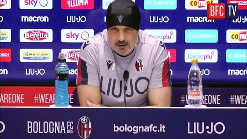 Mihajlovic critica Skov Olsen e Orsolini: "Si devono svegliare"
