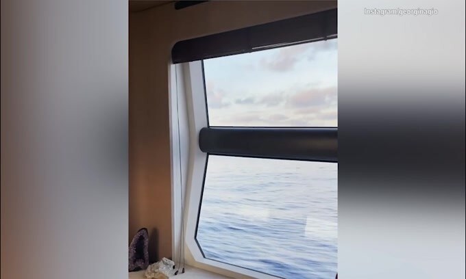 Georgina Rodriguez, gita in barca per rilassarsi