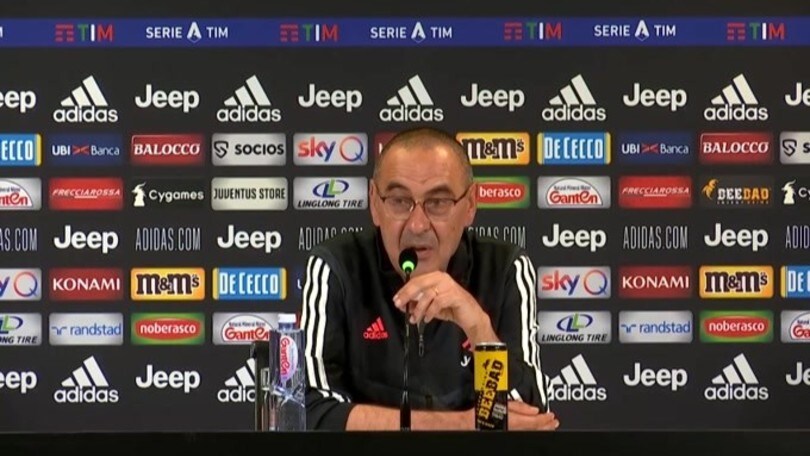 Sarri: "Critiche? Sto sui cog... a qualcuno"