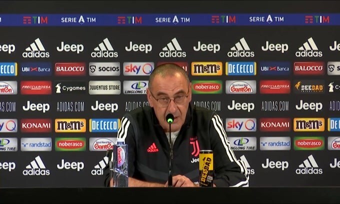 Sarri: "Chiellini e Higuain sono in mano ai medici"