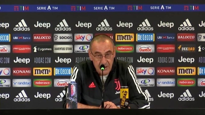 Sarri: "Chiellini e Higuain sono in mano ai medici"