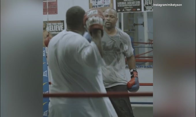 Mike Tyson torna a combattere