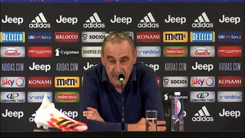 Sarri: "Sostituiremo 2-3 giocatori per un cambio generazionale"