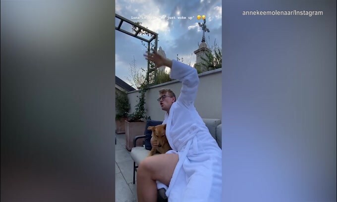 Juve, De Ligt...festa per lo Scudetto con il cane!