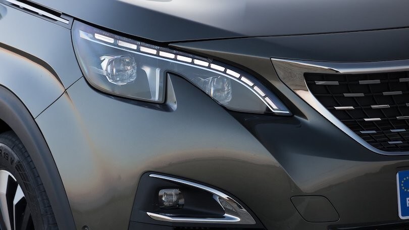 Peugeot 3008: primi scatti del restyling