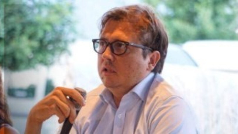 Covid, Sileri: "Il virus circola poco, ma non si è spento"