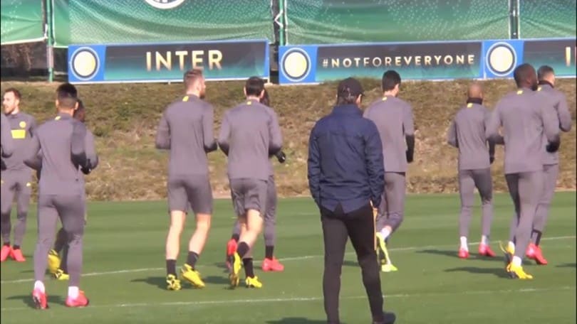 Inter, accordo lontano con il Manchester United per Sanchez