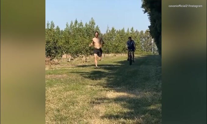 Cavani, il "Matador" non si ferma: che corsa!