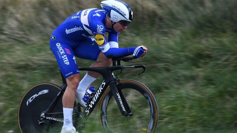 Ciclismo, Jakobsen: "Condizioni gravi ma stabili, proveremo a farlo uscire dal coma"