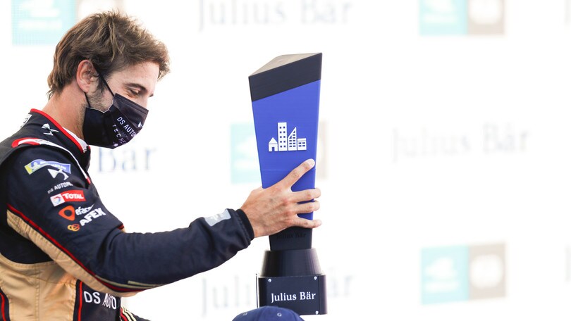 Formula E, Da Costa trionfa ancora a Berlino
