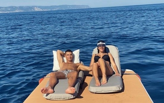 Ronaldo e Georgina di nuovo a Sanremo, ma... sullo yacht