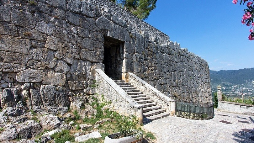 Alatri, cultura e misteri nella Città dei Ciclopi