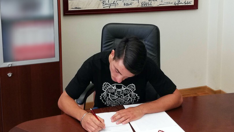 Torino, il baby Celesia firma il primo contratto da professionista