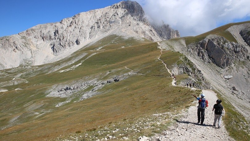 Da Campo Imperatore, il percorso trekking fino al Monte Aquila
