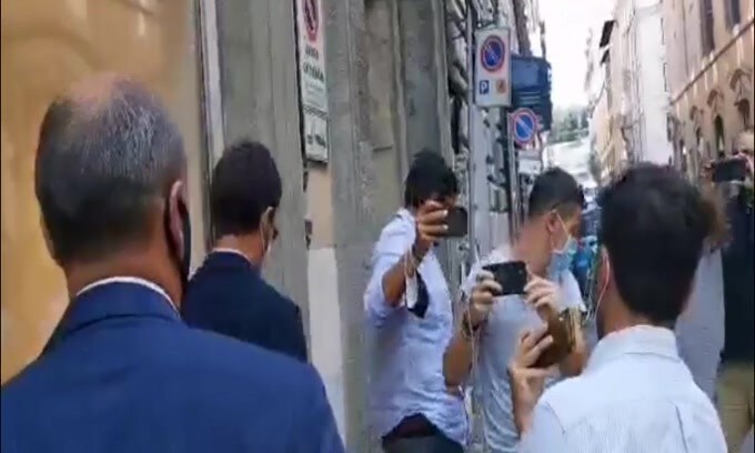 Roma, bocche cucite dopo il closing