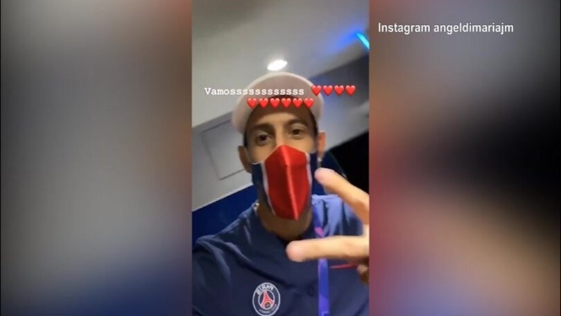 Psg, il pullman si trasforma in discoteca