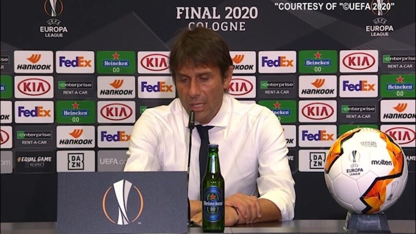 Conte: "Ho anche una vita privata.."