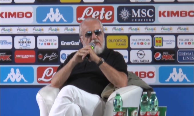 De Laurentiis: "Ci sono avvoltoi sui giocatori del Napoli"