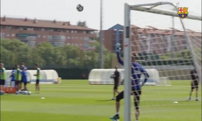 Clamoroso: Messi vuole lasciare subito il Barca!