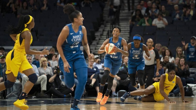 WNBA, giocatrici in ginocchio per il caso Blake