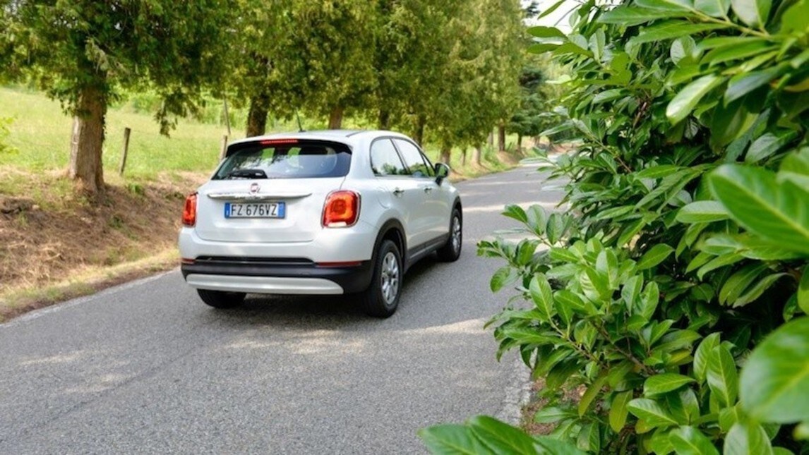 Fiat 500X a metano, consumi giù del 55%: 96 km con 10 euro