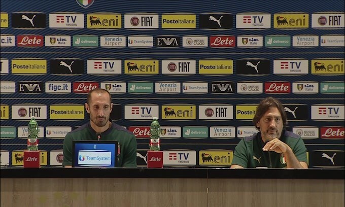 Chiellini: "Ho rispetto per Sarri"