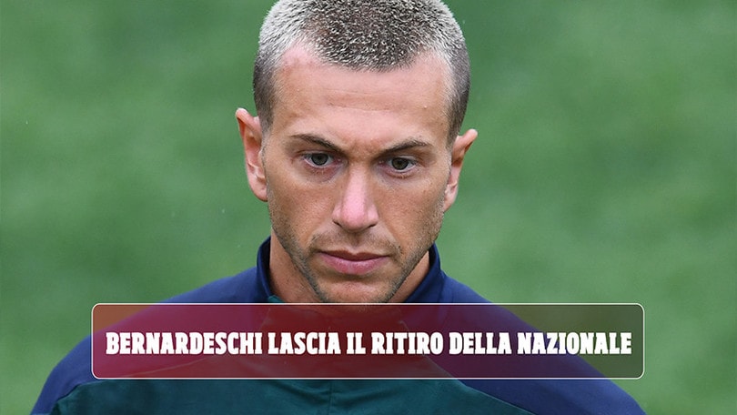 Bernardeschi, problema muscolare: lascia il ritiro dell'Italia