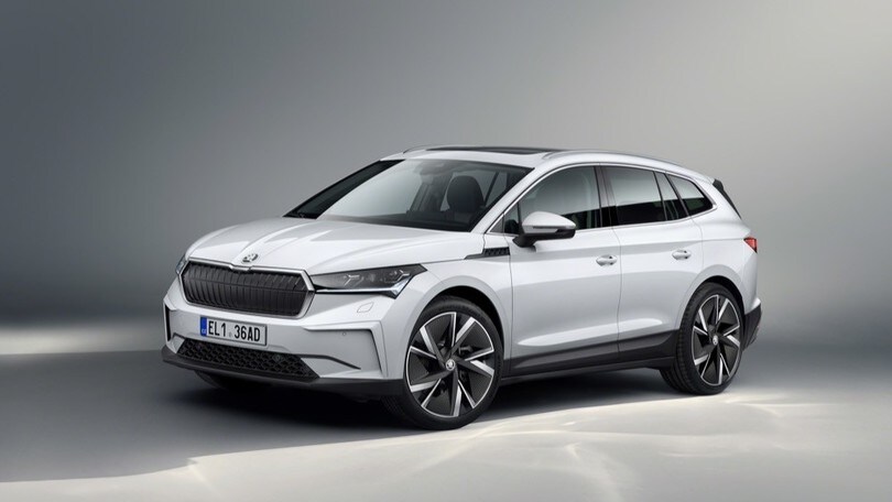 Nuova Skoda Enyaq IV, il primo SUV elettrico viene dal futuro