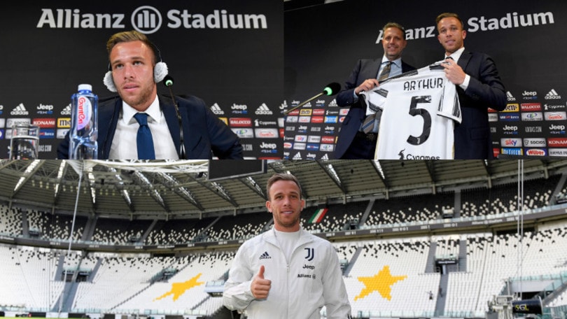 Juve, presentato Arthur. Vestirà la numero 5 lasciata da Pjanic