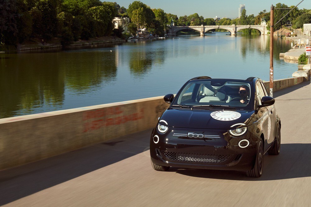 Nuova Fiat 500 elettrica La Prima, il test drive esclusivo a Torino