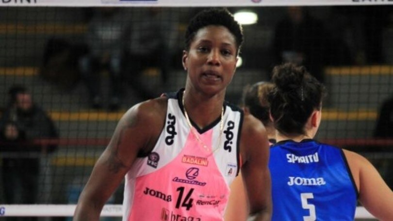 Kenia Carcaces rinforzo in posto 4 per Perugia