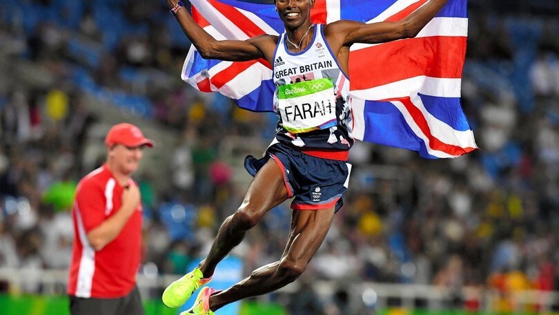 Fallisce in maratona Mo Farah e diventa la ‘lepre’ a Londra