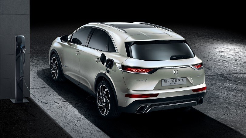 DS 7 Crossback E-Tense 4x4, la convenienza sale con l'Ecobonus