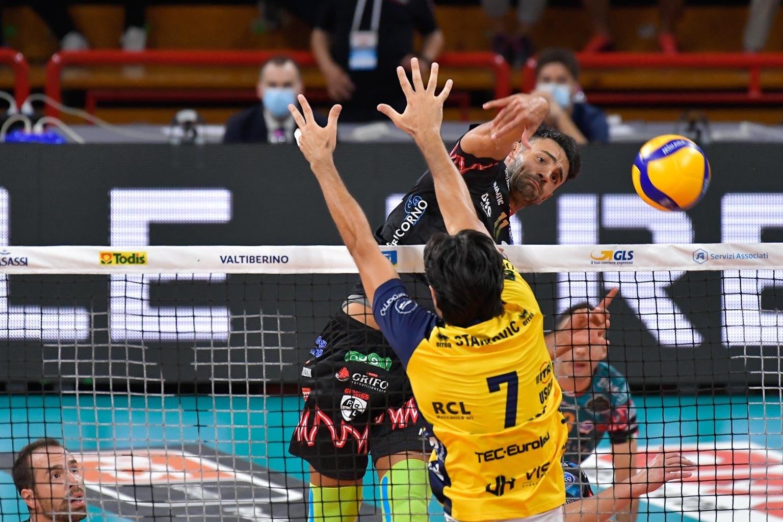 Supercoppa: Perugia già in forma, Modena si arrende